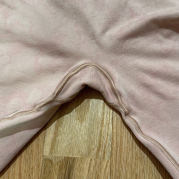 Gymshark Adapt pink Leggings with butt scrunch - Picture 5 of 5